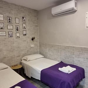 Habitación Económica con 2 Camas Individuales